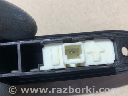 ФОТО Кнопка открывания багажника наружная для Toyota Sienna (11-16) Киев