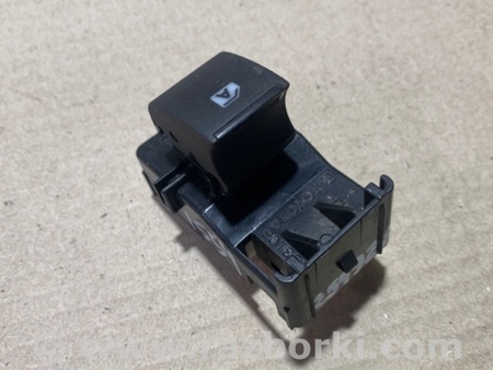 ФОТО Кнопка стеклоподьемника для Toyota Sienna (11-16) Киев