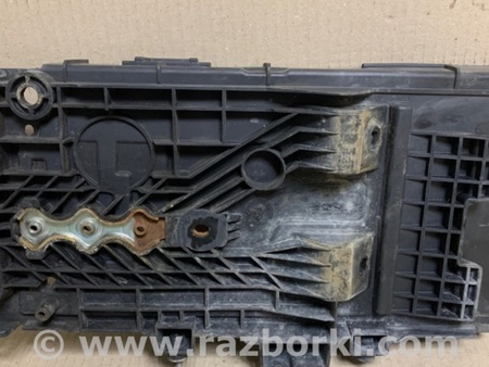 ФОТО Полка аккумулятора для Ford Fusion USA 2 поколение (12-15) Киев