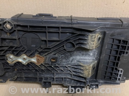 ФОТО Полка аккумулятора для Ford Fusion USA 2 поколение (12-15) Киев