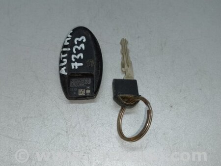 ФОТО Ключ зажигания для Nissan Altima L33 Киев