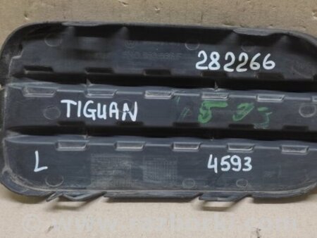 ФОТО Заглушка ПТФ для Volkswagen Tiguan (11-17) Киев