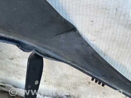 ФОТО Пластик под лобовое стекло (Жабо) для Ford Focus 3 (01.2010 - 03.2018) Киев