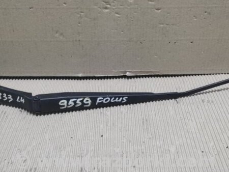 ФОТО Поводок дворника для Ford Focus 3 (01.2010 - 03.2018) Киев