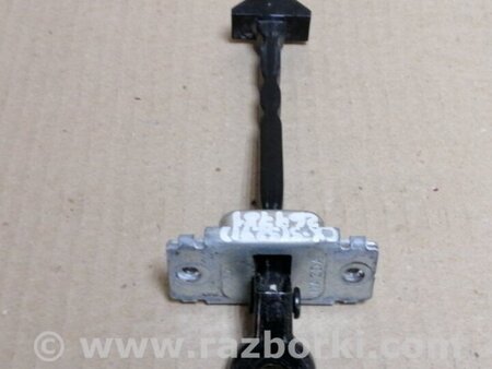 ФОТО Ограничитель двери для Mazda CX-5 KE (12-17) Киев