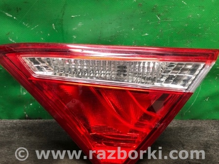 ФОТО Фонарь задний внутренний для Toyota Camry 50 XV55 (04.2014-07.2018)  Киев