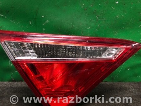 ФОТО Фонарь задний внутренний для Toyota Camry 50 XV55 (04.2014-07.2018)  Киев