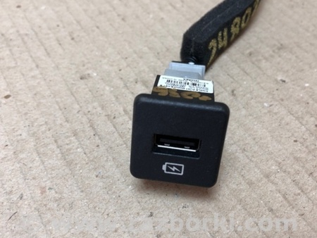 ФОТО USB адаптер для Infiniti QX60/JX35 Киев
