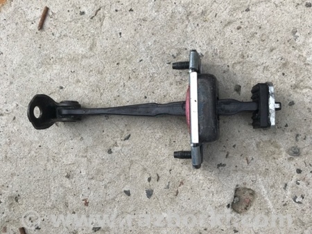 ФОТО Ограничитель двери для KIA SOUL PS Киев