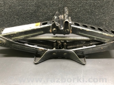 ФОТО Домкрат для Ford Focus 3 (01.2010 - 03.2018) Киев