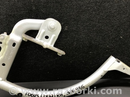 ФОТО Петля крышки багажника для Ford Focus 3 (01.2010 - 03.2018) Киев