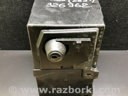 ФОТО Полка аккумулятора для Ford Focus 3 (01.2010 - 03.2018) Киев