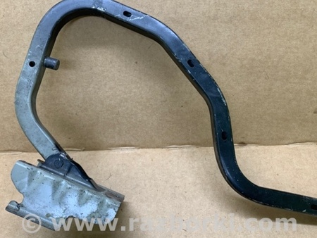 ФОТО Петля крышки багажника для Nissan Sentra B17 Киев