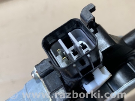 ФОТО Стеклоподъемник для Subaru Forester (2013-) Киев