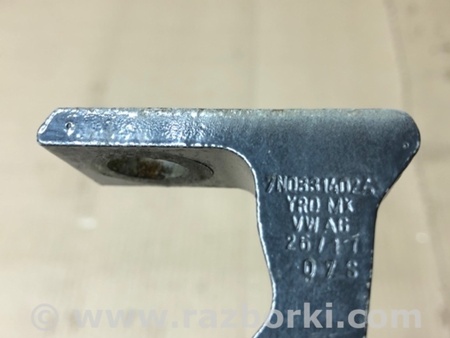 ФОТО Петля двери нижняя для Volkswagen Passat B8 (07.2014-...) Киев