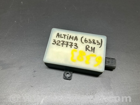 ФОТО Датчик слепых зон для Nissan Altima (2019-) Киев