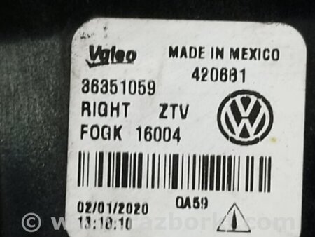 ФОТО Противотуманная фара для Volkswagen Jetta USA (2018-) Киев