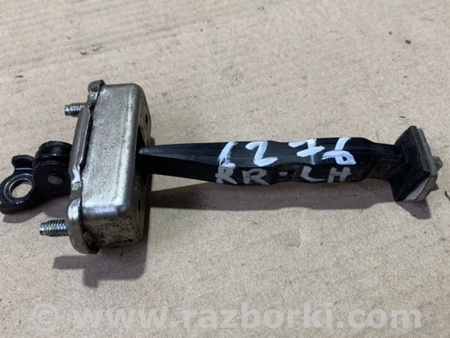 ФОТО Ограничитель двери для Nissan Pathfinder R52 Киев