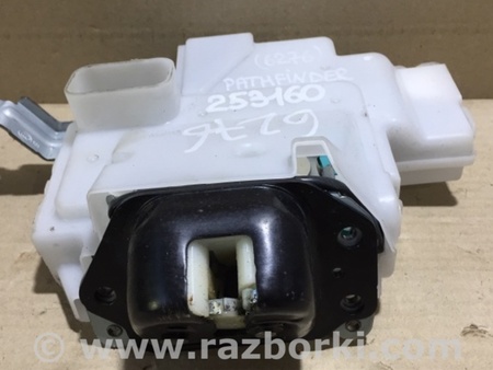 ФОТО Замок крышки багажника для Nissan Pathfinder R52 Киев