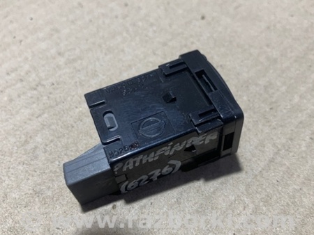ФОТО Кнопка для Nissan Pathfinder R52 Киев