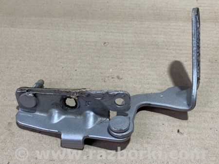 ФОТО Петля крышки багажника для Nissan Pathfinder R52 Киев
