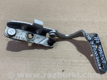 ФОТО Петля крышки багажника для Nissan Pathfinder R52 Киев