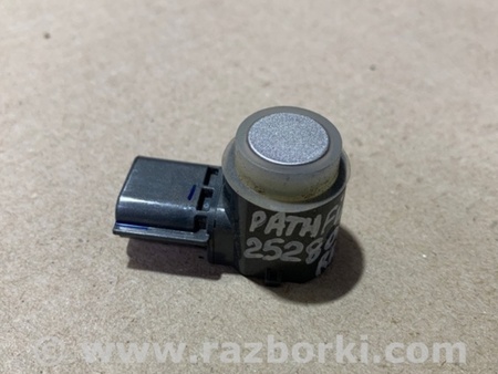 ФОТО Датчик парктроника для Nissan Pathfinder R52 Киев