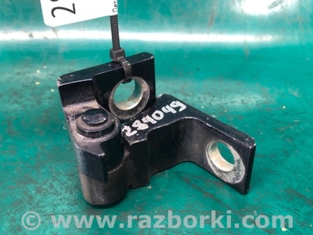 ФОТО Петля двери верхняя для Volkswagen Passat B7 (09.2010-06.2015) Киев