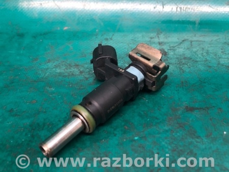 ФОТО Форсунка топливная для Volkswagen Passat B7 (09.2010-06.2015) Киев