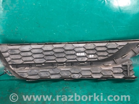 ФОТО Решетка переднего бампера для Volkswagen Passat B7 (09.2010-06.2015) Киев