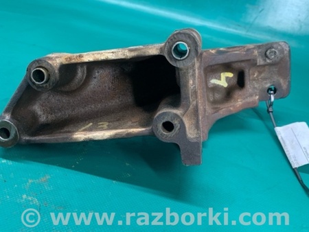ФОТО Кронштейн крепления двигателя для Mazda Tribute Киев