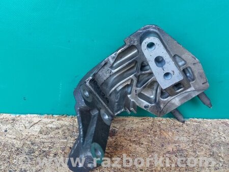 ФОТО Кронштейн крепления двигателя для Honda Civic 7 EU, EN, ES (09.2000 - 06.2006) Киев