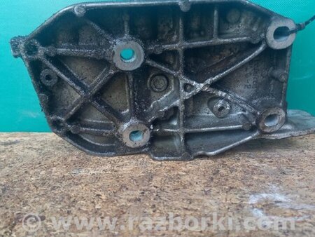 ФОТО Кронштейн компрессора кондиционера для Honda Civic 7 EU, EN, ES (09.2000 - 06.2006) Киев