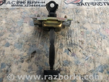 ФОТО Ограничитель двери для Toyota Camry 30 XV30 (09.2001-03.2006) Киев