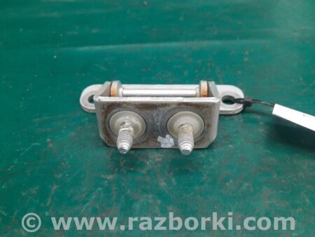 ФОТО Петля крышки багажника для Subaru Forester SG Киев