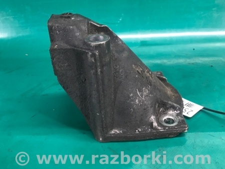ФОТО Кронштейн крепления двигателя для Lexus IS300 (99-05) Киев