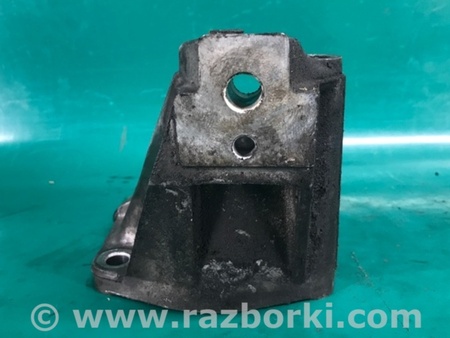 ФОТО Кронштейн крепления двигателя для Lexus IS300 (99-05) Киев