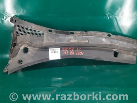 ФОТО Пластик под лобовое стекло (Жабо) для Mazda 3 BK (2003-2009) (I) Киев