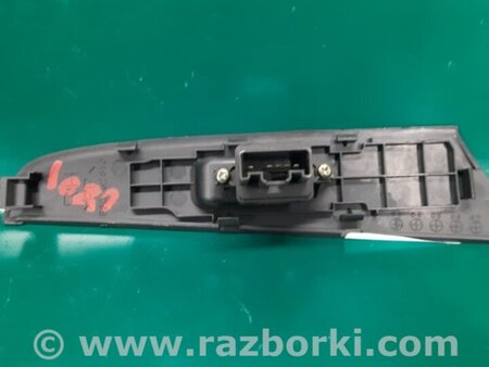 ФОТО Кнопка стеклоподьемника для Mazda 3 BK (2003-2009) (I) Киев