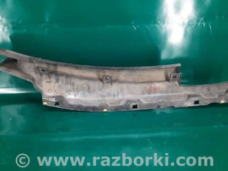ФОТО Пластик под лобовое стекло (Жабо) для Mazda 3 BK (2003-2009) (I) Киев