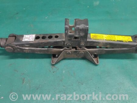 ФОТО Домкрат для Toyota Camry 30 XV30 (09.2001-03.2006) Киев