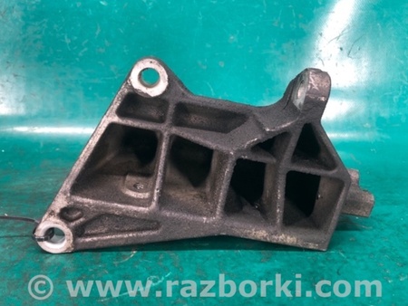 ФОТО Кронштейн компрессора кондиционера для Subaru Outback BP Киев