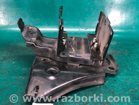 ФОТО Кронштейн усилителя переднего бампера для Subaru Outback BP Киев