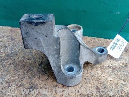 ФОТО Кронштейн крепления КПП для Mazda 3 BK (2003-2009) (I) Киев