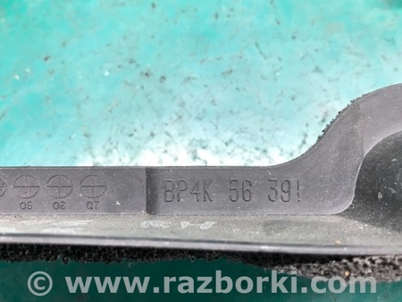 ФОТО Пыльник крыла для Mazda 3 BK (2003-2009) (I) Киев