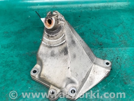 ФОТО Кронштейн крепления двигателя для Mercedes-Benz E-CLASS W211 (02-09) Киев