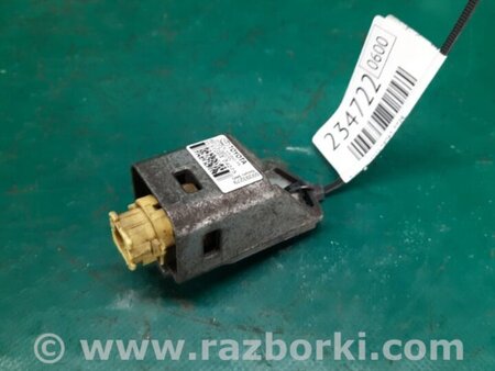ФОТО Датчик удара для Toyota Camry 30 XV30 (09.2001-03.2006) Киев