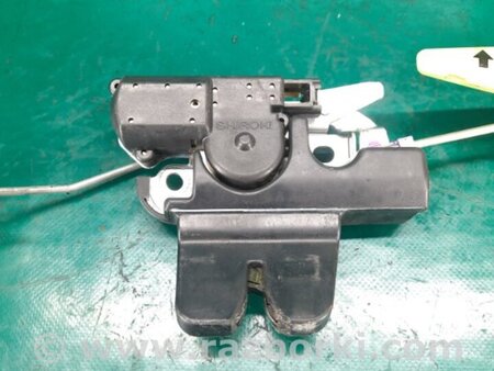 ФОТО Замок крышки багажника для Toyota Camry 30 XV30 (09.2001-03.2006) Киев