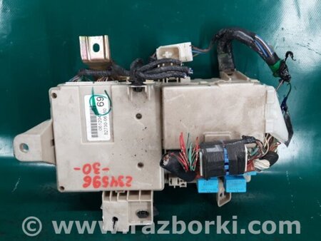 ФОТО Блок предохранителей салон для Toyota Camry 30 XV30 (09.2001-03.2006) Киев