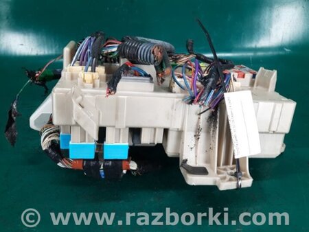 ФОТО Блок предохранителей салон для Toyota Camry 30 XV30 (09.2001-03.2006) Киев